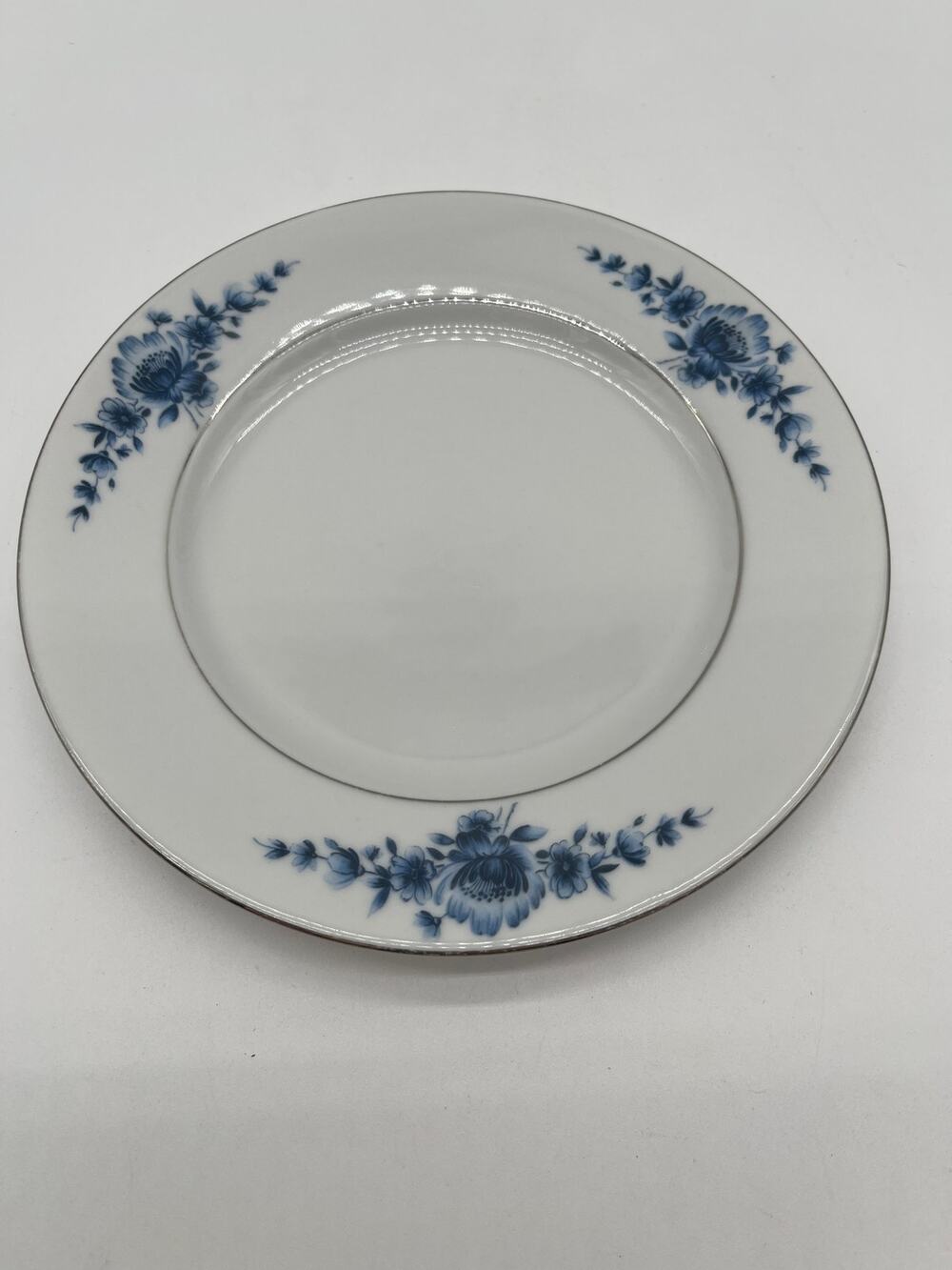 VTG Eschenbach Bavaria Germany Danish Blue Floral Rimmed Porcelain Plate - 7.5"